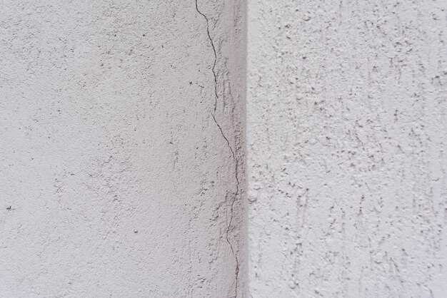 Заключительные шаги: покраска и отделка заделанных участков