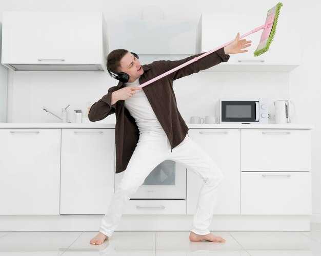 Методы удаления копоти с потолка