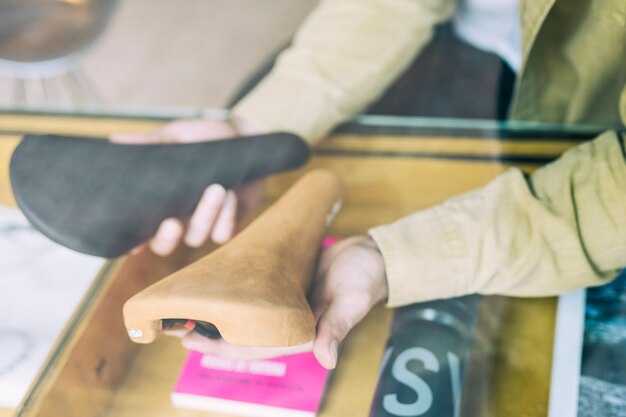 Способы удаления излишков затирки с плитки