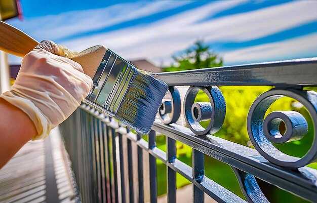 Техника нанесения краски на металл