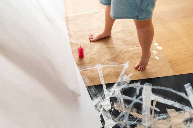 Устранение пузырьков воздуха под обоями