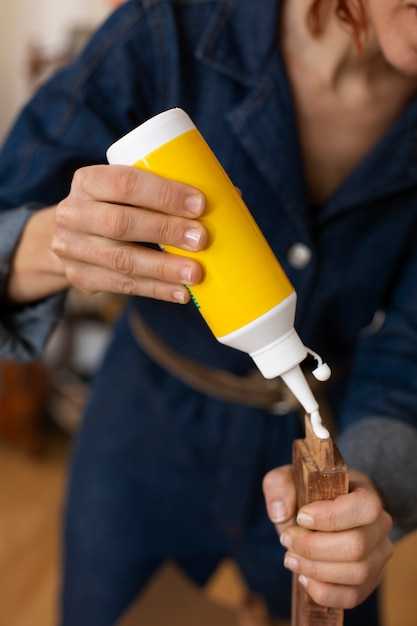 Советы по очистке инструмента после работы с клеем