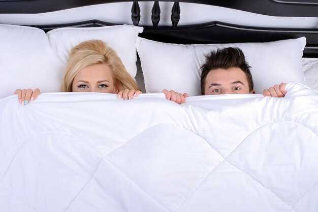 Как учитывать дополнительные факторы, например, время года