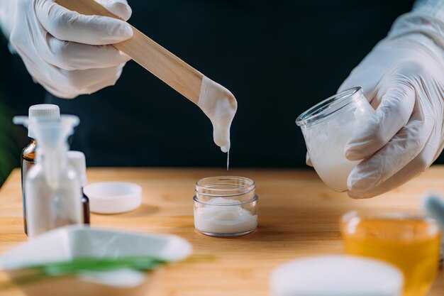 Как избежать пузырьков воздуха в клеевом слое