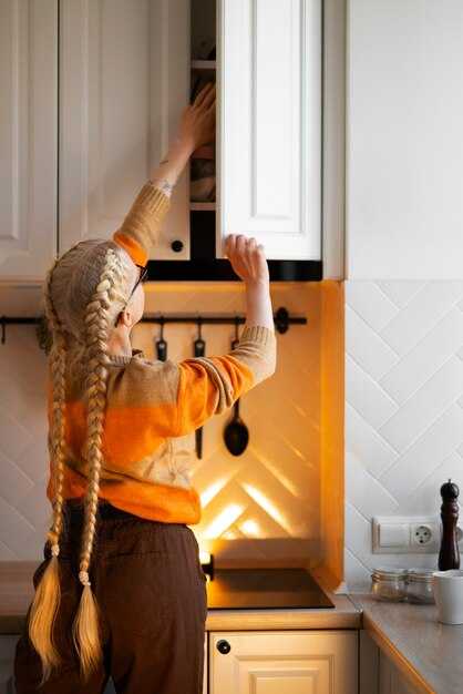 Обслуживание и замена элементов подсветки