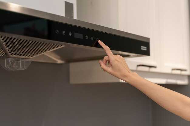 Как выбрать полновстраиваемую вытяжку для кухни