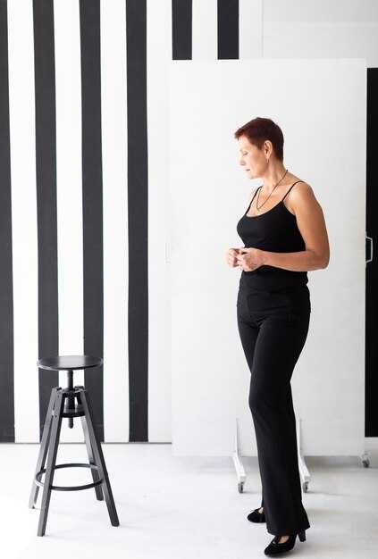 Стоимость карнизов: как не переплатить?